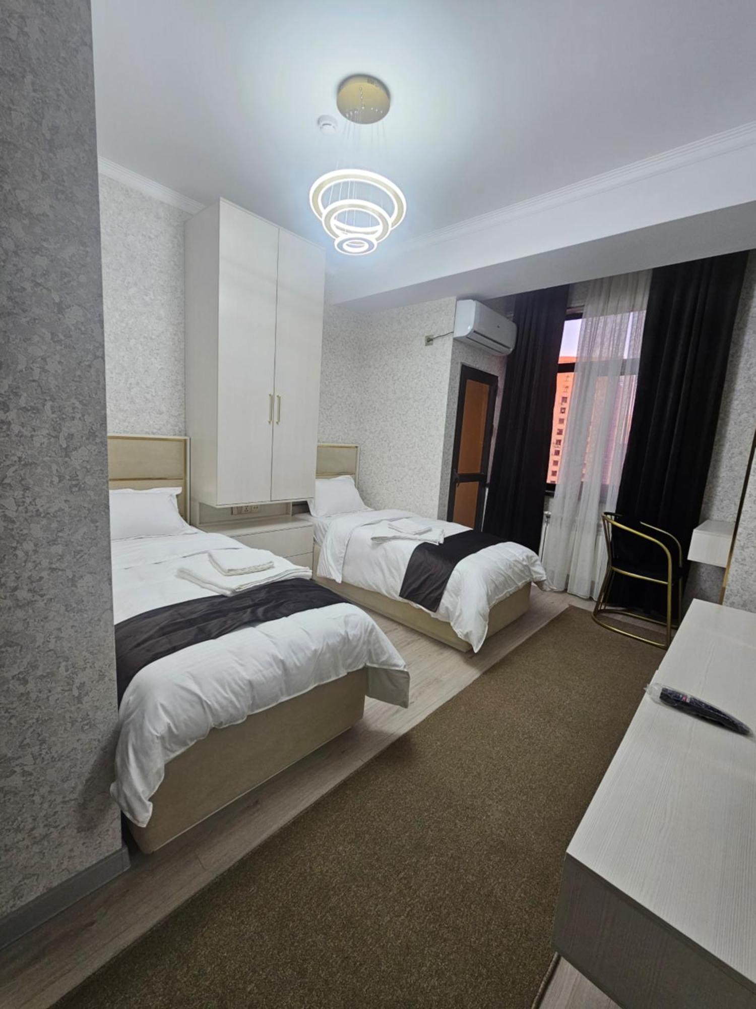 Baland Hotel Душанбе Екстериор снимка