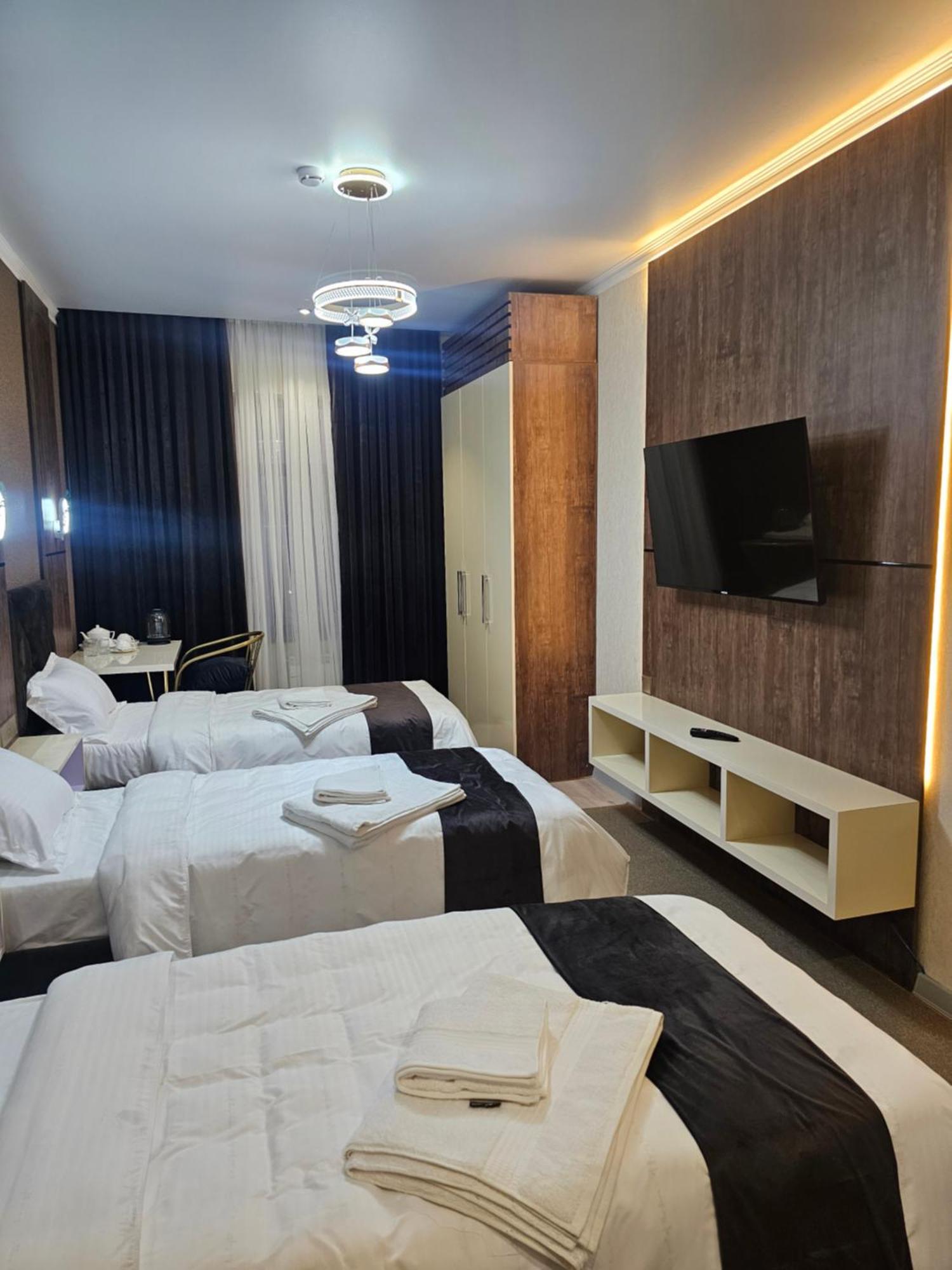 Baland Hotel Душанбе Екстериор снимка