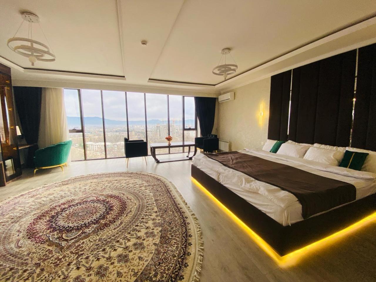 Baland Hotel Душанбе Екстериор снимка