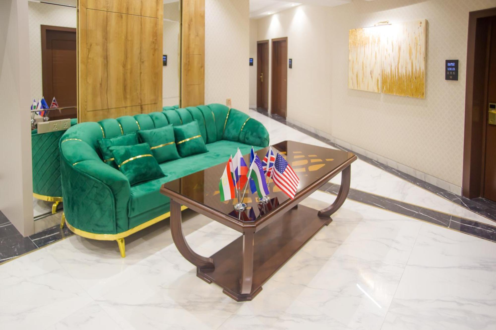 Baland Hotel Душанбе Екстериор снимка