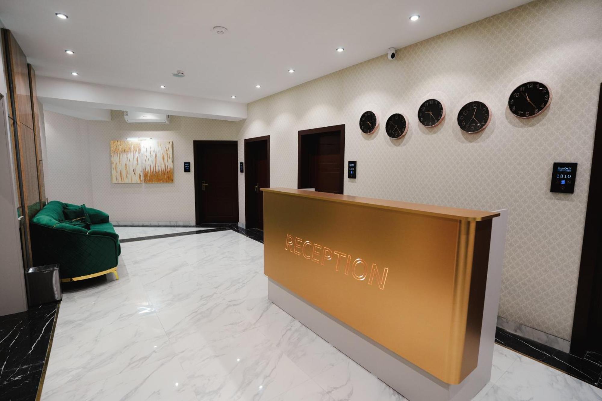 Baland Hotel Душанбе Екстериор снимка