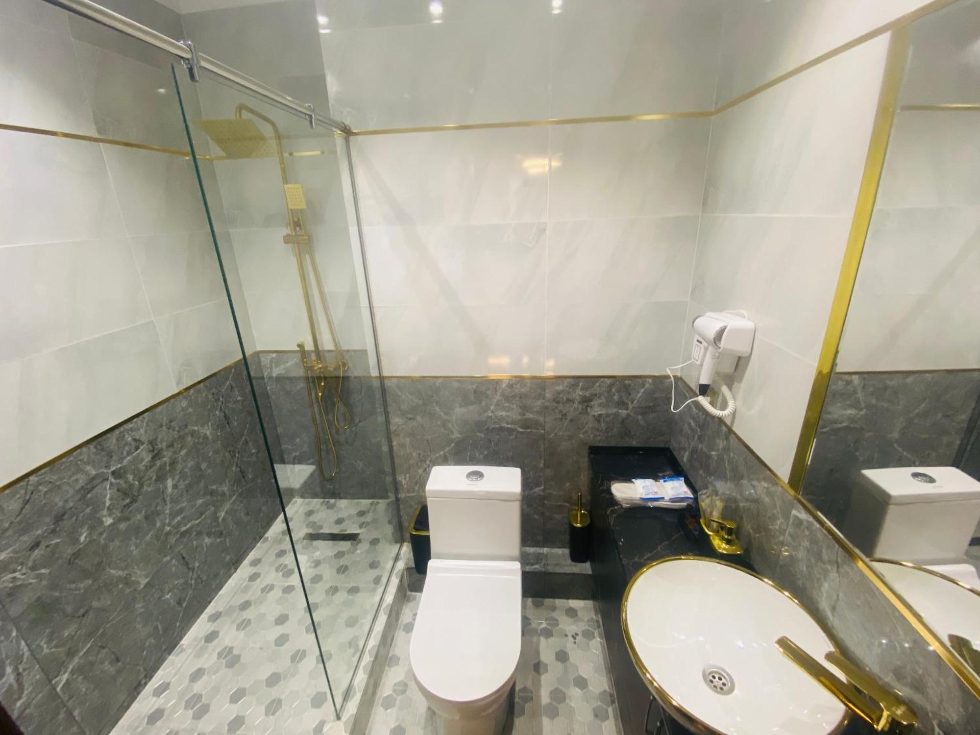Baland Hotel Душанбе Екстериор снимка