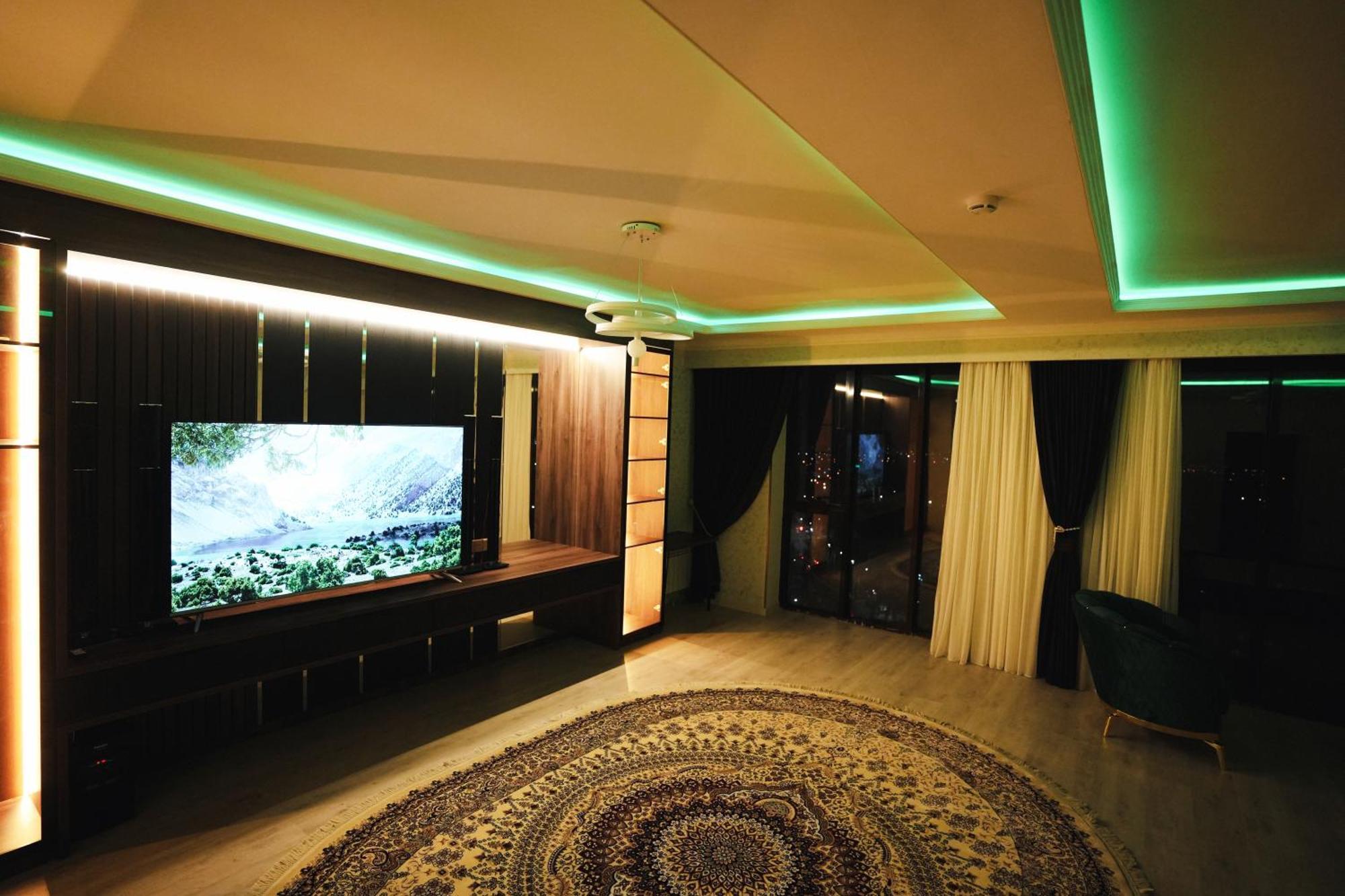 Baland Hotel Душанбе Екстериор снимка