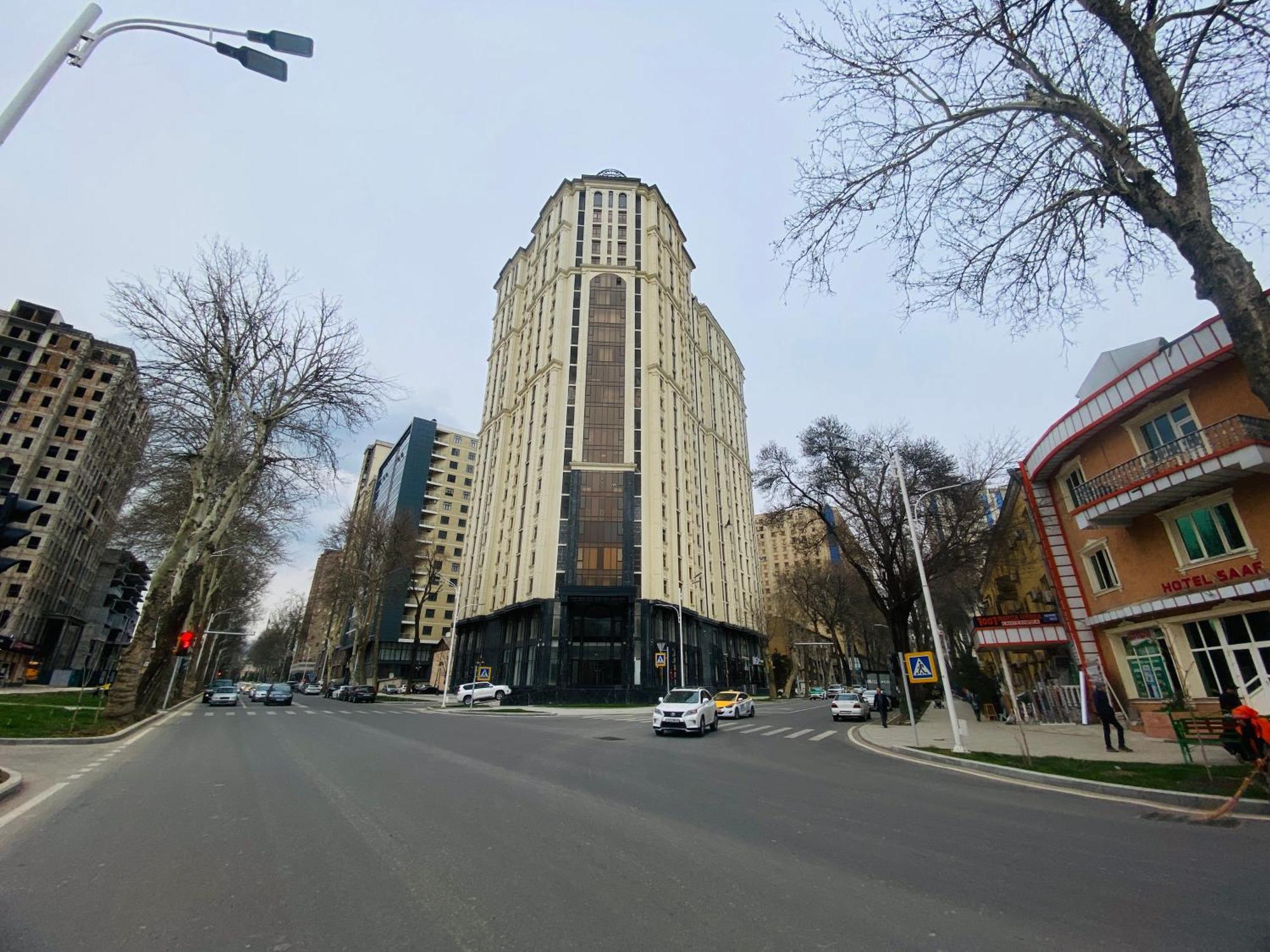 Baland Hotel Душанбе Екстериор снимка