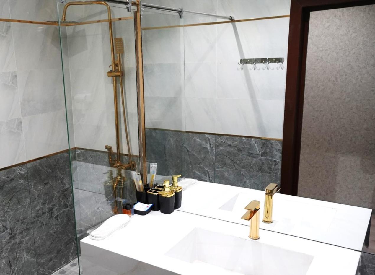 Baland Hotel Душанбе Екстериор снимка